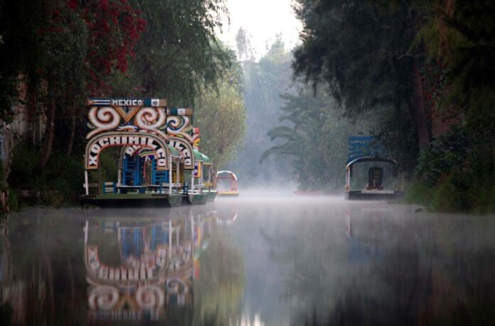 Xochimilco-Mexico Les jardins de Xochimilco