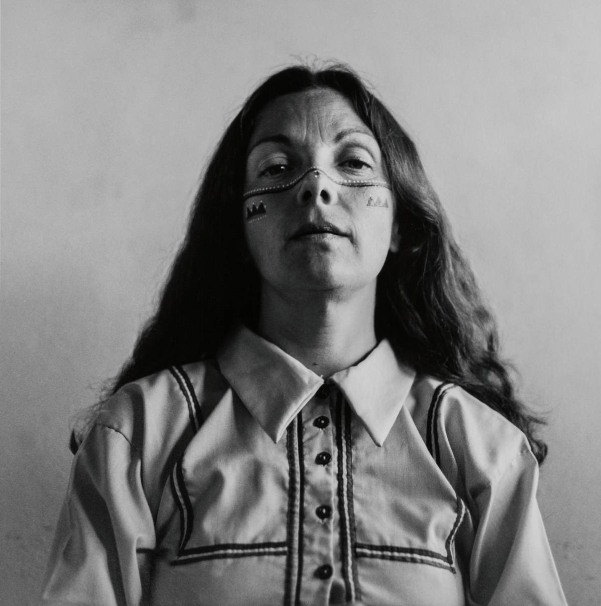 Autoportrait Graciela Iturbide, desierto de Sonora, Mexico Sonora Mexico