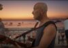 capture d'écran du clip de Vamos Ficar Na Terra de Lucas Santtana