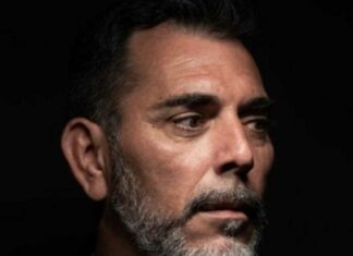 Portrait de Víctor del Árbol