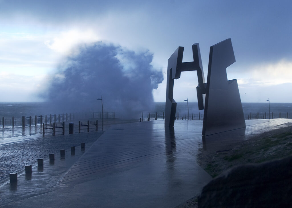 San Sebastian, Construction 'Vide' sculpture de Jorge Oteiza