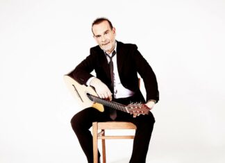 portrait du guitariste flamenco Juan Carmona